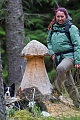 Maria und July haben einen Mordspilz gefunden, Daenemark Westkueste - (August 2013), Maria and July with a very big mushroom