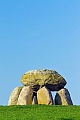 Das Grosssteingrab 4, der Dolmen von Lehmsiek aus der jungsteinzeitlichen Trichterbecherkultur