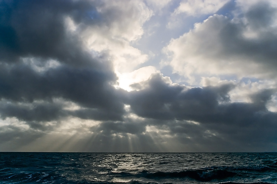 Wolken ueber der Nordsee, Meldorfer Bucht  -  Schleswig-Holstein, Clouds over the North Sea