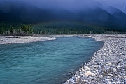 Regenbogen ueber dem Rocky River, Jasper Nationalpark  -  Kanada, Rainbow over the Rocky River