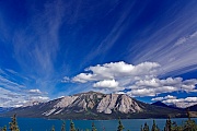 Gebirge und Wolken am Tagish-See, Klondike Highway  -  Alaska, Mountains and clouds at Tagish lake